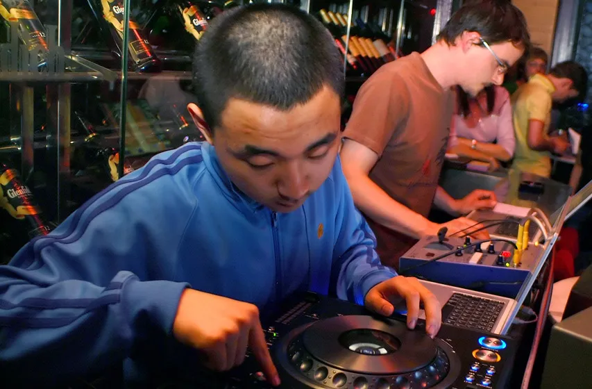 DJ Tasho 11