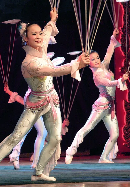 Chinese Acrobatics 11